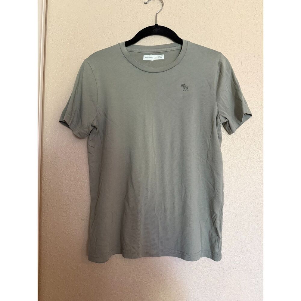 Green Abercrombie Kids Tshirt size 13/14 Boys